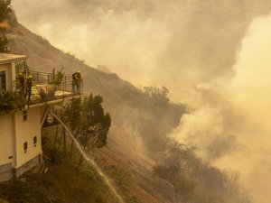 Incendies de Los Angeles : un homme déguisé en pompier pour piller les villas de Malibu attrapé en flagrant délit