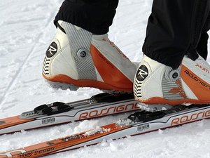 Collision mortelle sur une piste noire : une touriste de 62 ans se tue en percutant un autre skieur dans les Alpes