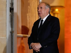 Nouveau gouvernement Bayrou : les députés de l'Aveyron veulent 