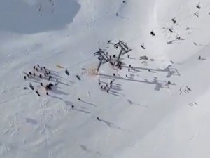 VIDÉOS. Terrible accident de télésiège dans une station des Pyrénées : le bilan revu à 17 blessés dont au moins trois graves, ce que l'on sait