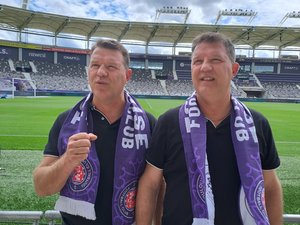 Ligue 1 : les chanteurs aveyronnais Les Jumeaux de retour au Stadium pour chanter leur Se Canto avant Toulouse-Montpellier