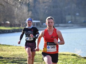 Cross-country : 96 Aveyronnais à Cagnac-les-Mines avec vue sur... Rodez