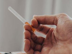 Deuxième hausse du prix du tabac en 2025 : 12 millions de Français à nouveau impactés, découvrez les montants appliqués au 1er février