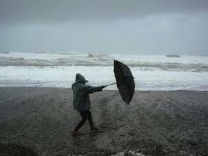 CARTES. Tempête Herminia : pluies, vents violents et crues, 61 départements en vigilance dont 9 en orange ce dimanche 26 janvier