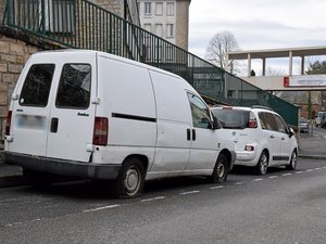 Actes de vandalisme sur des véhicules à Rodez : 52 voitures ont été dégradées selon la police nationale de l'Aveyron