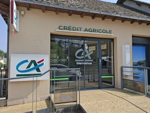 LCL, la Banque Postale, Crédit Agricole, Caisse d'Épargne... Quels sont les établissements bancaires les moins coûteux dans l'Aveyron en 2025 ?