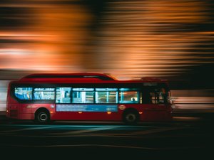 Deux ans après, où en est l'affaire du chauffeur de car scolaire licencié pour avoir déposé par mesure de sécurité des enfants devant chez eux ?