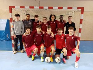 Déjà champion académique, le lycée Foch de Rodez en finale nationale de futsal !