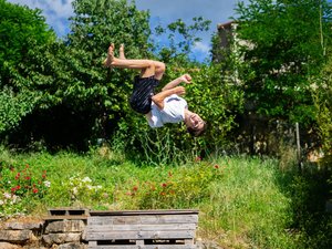 Parkour : en remportant la première étape de la coupe de France, ce jeune Aveyronnais s'installe un peu plus dans l'élite française