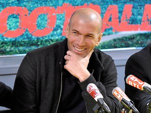 Padel, pickleball, foot à 5... Zinédine Zidane prêt à investir 2,5 millions d'euros en Aveyron