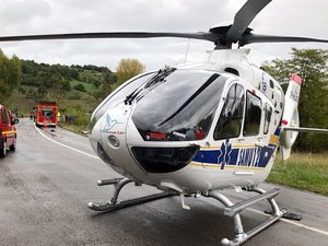 Accident en Aveyron : un homme de 92 ans héliporté après un choc frontal à Saint-Symphorien-de-Thénières