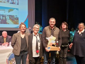 Une commune aveyronnaise s'adjuge le trophée des marchés de France