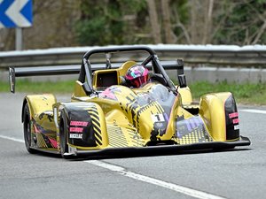 Auto : Arnaud Marcillac survole la course de côte d'Espalion