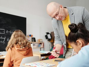 Sciences, littérature, histoire... quelles ont été les spécialités les plus choisies en première et terminale générale en 2024 ?