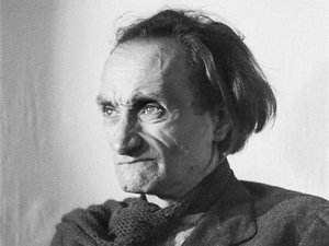 Histoire de Rodez : le poète Antonin Artaud, ressuscité ou torturé après son internement ?