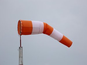 MÉTÉO. Retour du vent d'autan à 100 km/h : ça va souffler fort de mardi à vendredi dans ces départements d'Occitanie