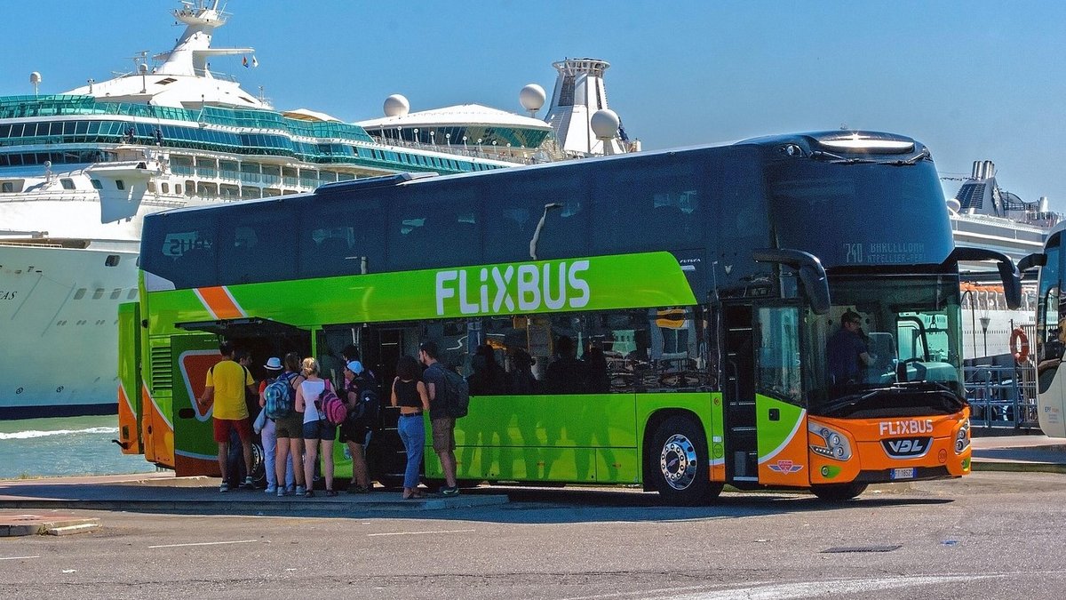 Abandonner des passagers en plein trajet ? Les compagnies de bus sont ...