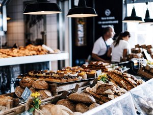 Baguette, croissant, chocolatine, sandwichs... une 