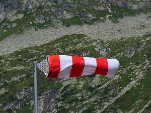 Vent d'autan à plus de 100 km/h : voici où les rafales les plus fortes ont été enregistrées en Aveyron ce vendredi