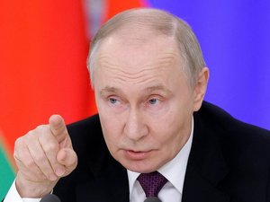 Guerre en Ukraine : "une administration transitoire", quelle est cette proposition faite par Vladimir Poutine concernant Kiev ?