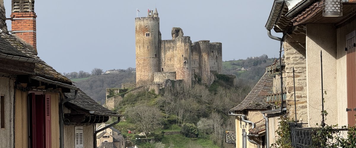 VIDÉO. Le château d’Estaing, la forteresse de Najac, la grotte de Foissac… Ces sites touristiques de l'Aveyron ouvrent leurs portes en avril