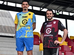 Football : "Au prix de 47 euros, dont cinq reversés aux clubs", les maillots des finales de la coupe de l'Aveyron sont pour la toute première fois mis à la vente pour le grand public