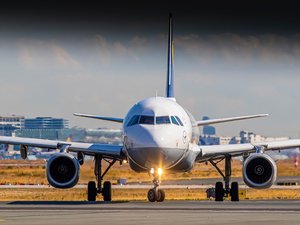 "Une boule de feu géante se déclenchait", aspiré par le moteur d'un avion, un lapin provoque la panique des 159 passagers à bord