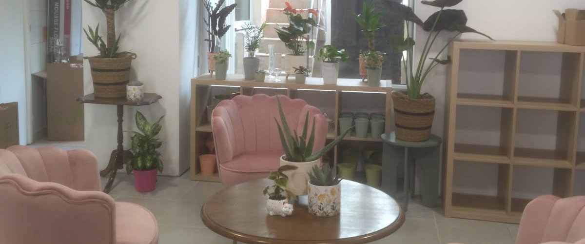 Naucelle. Une fleuriste décoratrice s’installe au cœur du bourg