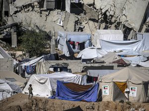 Déplacement de la population, privatisation de l'aide humanitaire... Ce que stipule le plan de conquête de Gaza par Israël