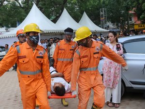 Conflit Inde-Pakistan : frappes meurtrières, échanges de tirs à la frontière... Que se passe-t-il entre les deux puissances nucléaires ?