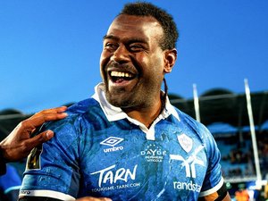 Mort de Josaia Raisuqe : un hommage sera rendu au joueur du Castres Olympique ce samedi, ce que l'on sait de l'accident tragique à un passage à niveau