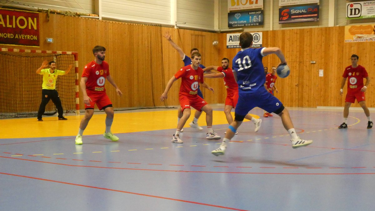 Football, handball et rugby sur les terrains espalionnais ...