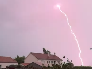 CARTES. Météo : coups de tonnerre, rafales de vent et grêle, 72 départements en vigilance jaune, Hérault, Aveyron et Tarn bien arrosés