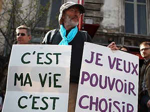 Soins palliatifs, aide à mourir : la très sensible question de la fin de vie fait son retour ce lundi à l'Assemblée nationale