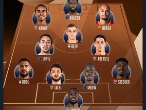 Football - insolite : Timothé Nkada, joueur de Rodez, dans la meilleure équipe de Ligue 2... mais pas avec le bon club