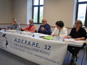 Rodez. Protection de l'enfance : en Aveyron, l'association d'entraide, l'Adepape 12, tire encore la sonnette d'alarme