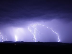 CARTE. Météo : Orages, pluie, risque de grêle, onze départements d'Occitanie en vigilance jaune, à quoi s'attendre ce mercredi 14 mai ?
