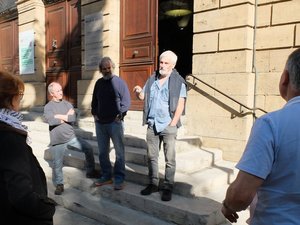 Violents affrontements au Viaduc de Millau : trois militants de la Confédération paysanne condamnés pour rébellion en réunion lors d'une manifestation contre les retraites