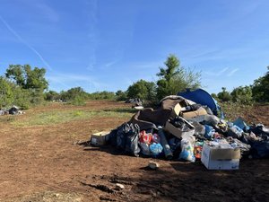 VIDÉO. Rave-party aux portes de l'Aveyron : 10 000 participants, 500 infractions, 200 000 ¬ de matériel saisis... Les chiffres fous du rassemblement illégal