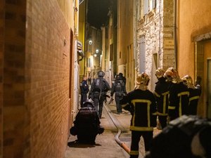 Une femme menace de faire exploser son immeuble, en Aveyron : le Raid intervient en pleine nuit pour la déloger