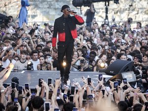 Il était le meilleur vendeur d'albums en France : le rappeur Werenoi est décédé à l'âge de 31 ans