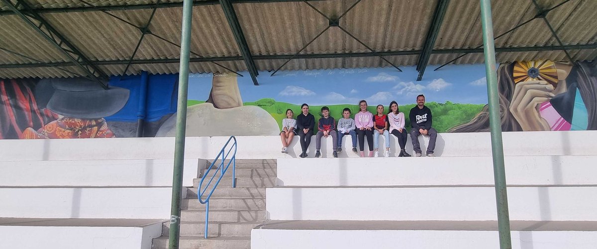 Argences en Aubrac. Inauguration du stade et de la fresque