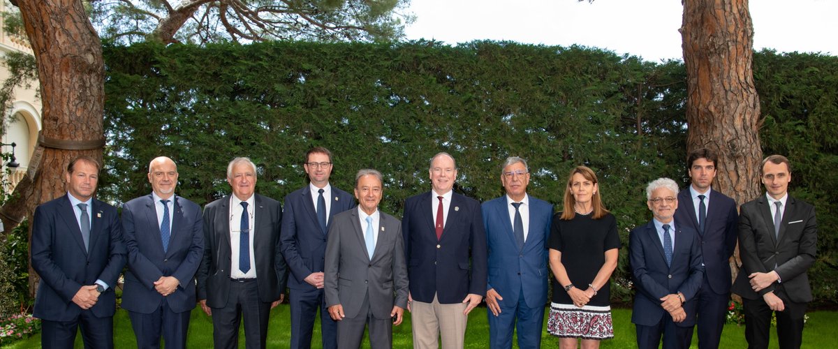 Avant la venue en juillet du prince Albert II de Monaco, ce village de l'Aveyron est allé à vélo sur la route des fiefs italiens des Grimaldi