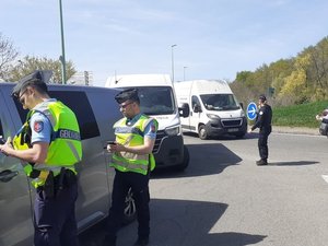 Un jeune homme arrêté pour conduite sous stupéfiants : les forces de l'ordre mobilisées en Aveyron pour le pont de l'Ascension