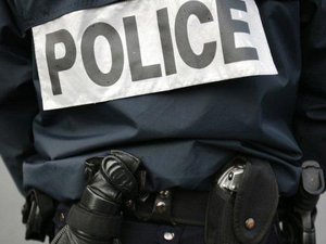Coup de couteau à Rodez sous fond d'alcool : un homme blessé, un autre recherché