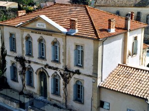 Une odeur d'essence dans les égoûts de cette école d'Occitanie, les 144 élèves évacués