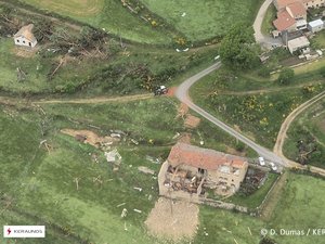 Passage d'une tornade confirmé, "mitraillage de foudre", supercellule... Les orages du week-end se sont acharnés sur ce secteur en France