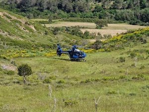 Un homme de 83 ans part se promener sous 30 °C : il est retrouvé à temps, inconscient, par l'hélicoptère de la gendarmerie