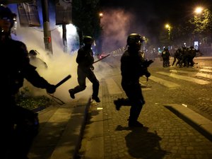 Victoire du PSG en Ligue des champions : condamnations avec sursis, poursuites pénales... et aussi politiques, à l'Assemblée nationale