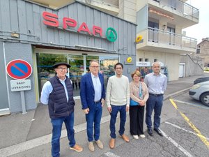 Dans le quartier Saint-Eloi de Rodez, le Spar reprend petit à petit des couleurs